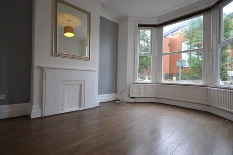 2 bedroom flat to rent, Wakeman Road, London NW10