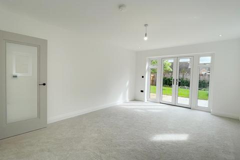 2 bedroom detached bungalow for sale, Plot 14, The Stanton at Hayfield Rise, 29, Holloway Rise SN10
