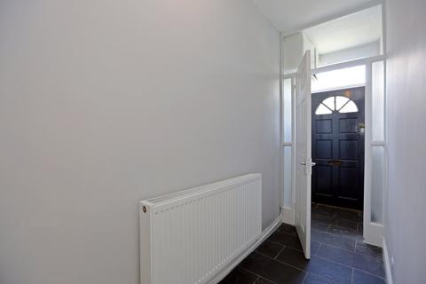 3 bedroom end of terrace house to rent, John Street, Pontypridd CF37