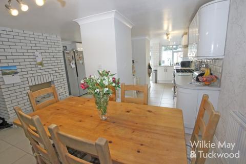 4 bedroom terraced house for sale, Salmon Parade, Bridgwater TA6