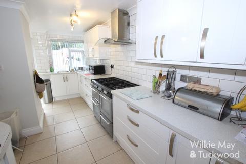 4 bedroom terraced house for sale, Salmon Parade, Bridgwater TA6