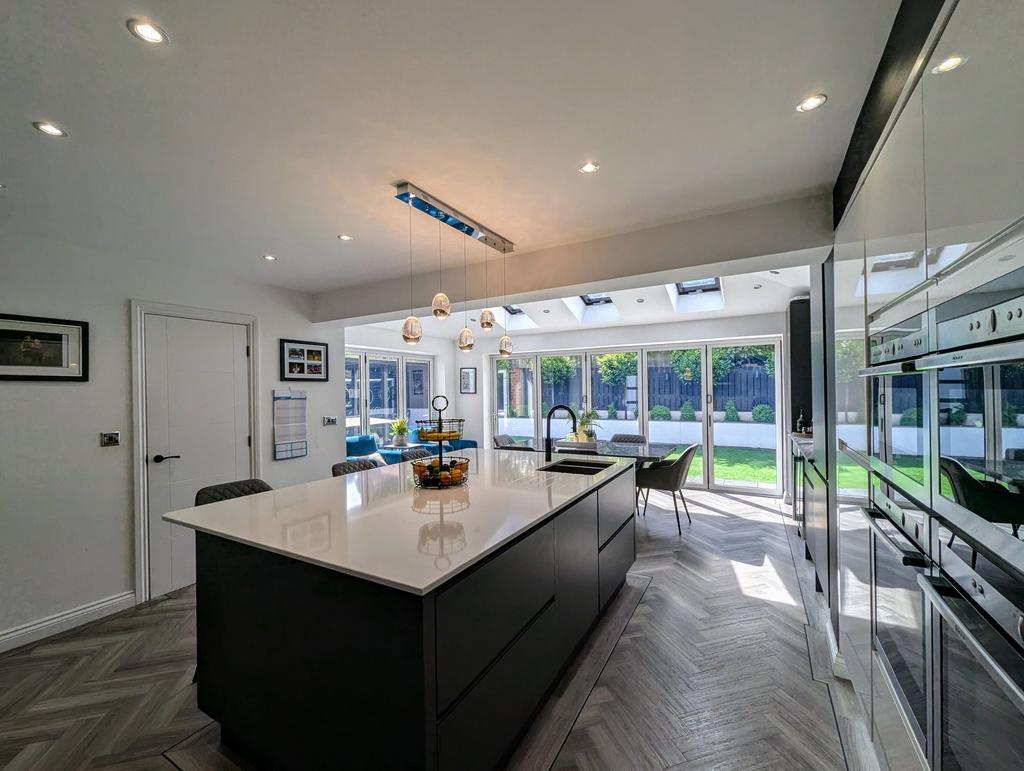 Kitchen / Diner