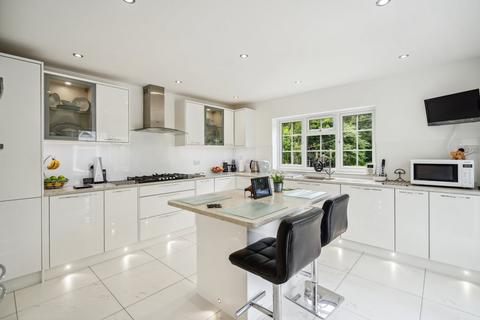 4 bedroom detached house for sale, Joiners Lane, Gerrards Cross SL9