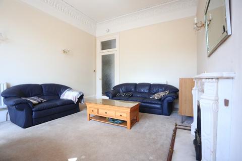 3 bedroom flat to rent, Parkside Terrace, Newington, Edinburgh, EH16