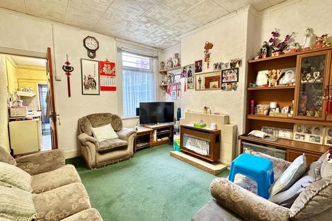 3 bedroom terraced house for sale, Barclay Street, Leicester