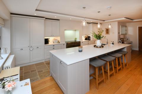 undefined, Leasway, Upminster RM14