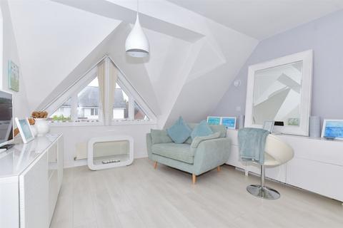 1 Edgar Close, Kings Hill, West Malling, ME19 4JE