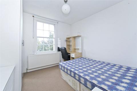 4 bedroom flat to rent, Albert Street, Camden, London