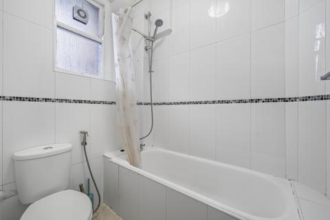 1 bedroom flat to rent, Grove End House, Grove End Road, St John's Wood, London