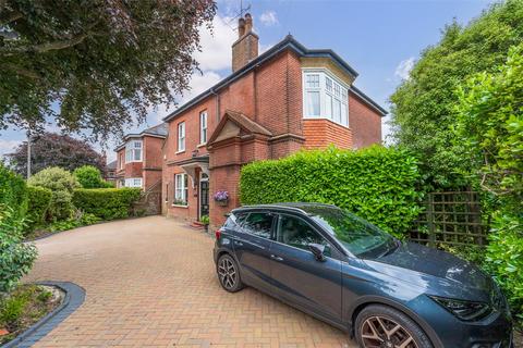 6 bedroom detached house for sale, Manor Road, Worthing, West Sussex, BN11