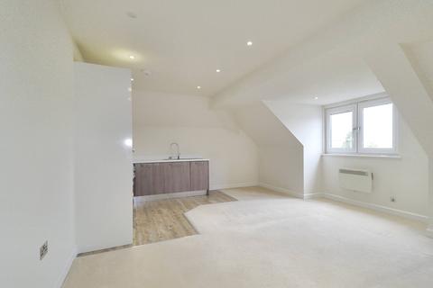 1 bedroom apartment for sale, Lyon Road, Walton-on-Thames KT12