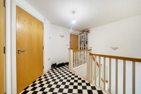 2 bedroom flat for sale, Seacole Gardens, Shirley, Southampton, Hampshire, SO16