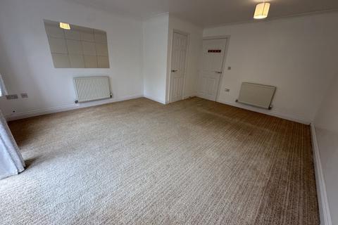 4 bedroom terraced house to rent, Clearwell Gardens, Cheltenham GL52