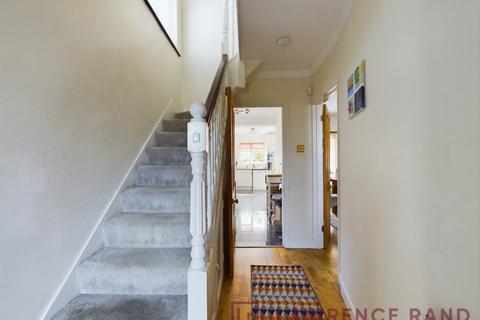 660 Field End Road, Ruislip, HA4 0QR