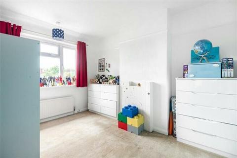 660 Field End Road, Ruislip, HA4 0QR