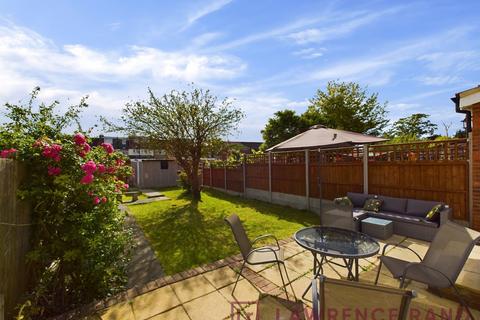 660 Field End Road, Ruislip, HA4 0QR