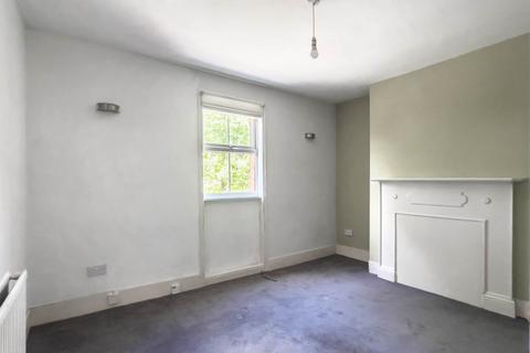 3 bedroom terraced house for sale, Elgar Road, Reading