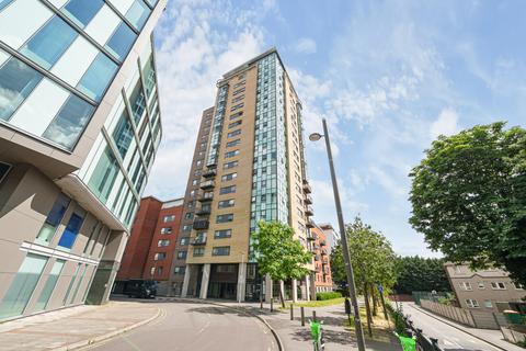 1 bedroom apartment for sale, Burford Wharf Apartments, 3 Cam Road, London, E15