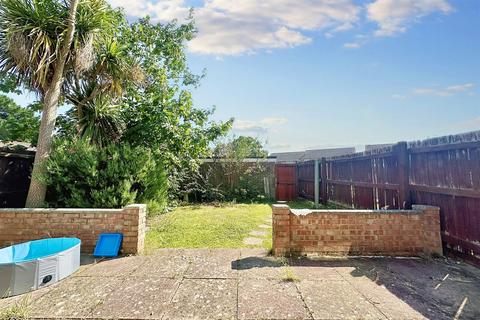 3 bedroom end of terrace house for sale, Canford Heath