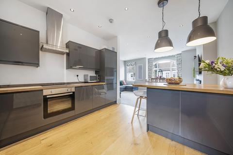 13a Ribblesdale Road, London, SW16 6SF
