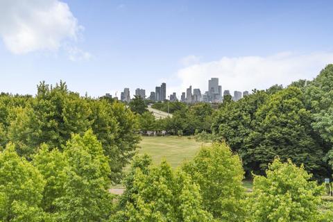 62 Clock View Crescent, London, N7 9GP