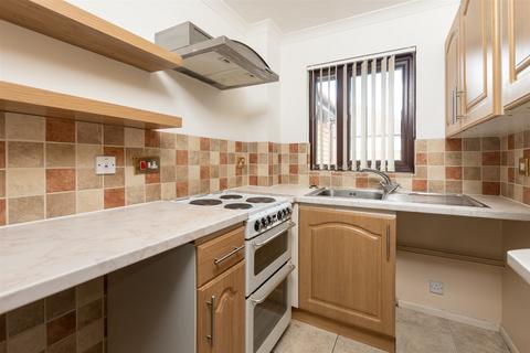 Studio for sale, Haig Gardens, Gravesend, Kent