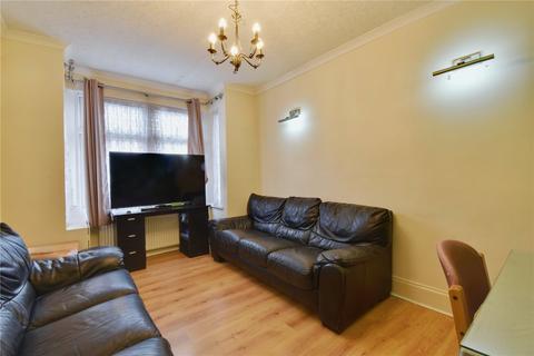 4 bedroom terraced house to rent, Watford, Hertfordshire WD18