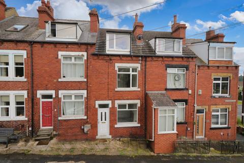 4 bedroom terraced house for sale, Featherbank Grove, Horsforth, Leeds, West Yorkshire, LS18