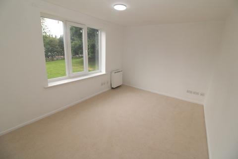 3 bedroom apartment for sale, Brotherton Drive, Trinity Gardens, Salford, Lancashire, M3