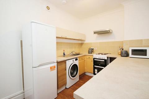 2 bedroom apartment for sale, Seamoor Road, Bournemouth, BH4