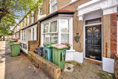 2 bedroom terraced house for sale, Davis Street, East Ham E13