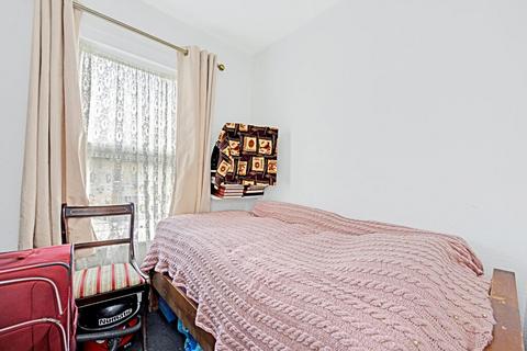 19 Davis Street, London, E13 9EE