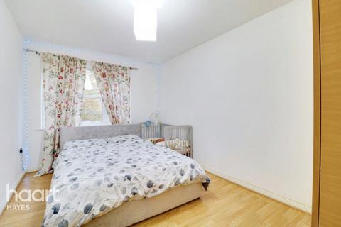 30 Reid Close, Hayes, UB3 2DD