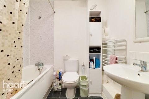 30 Reid Close, Hayes, UB3 2DD