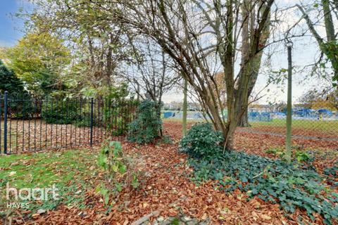 30 Reid Close, Hayes, UB3 2DD