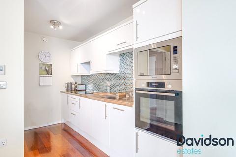 3 bedroom apartment for sale, Beetham Tower, Birmingham B1