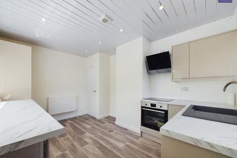 2 bedroom semi-detached bungalow for sale, Meadowbrook, Blackpool, FY3