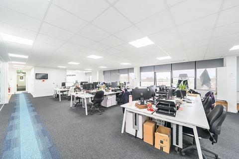 Office to rent, Winston House, 2 Dollis Park, Finchley Central, N3 1HF