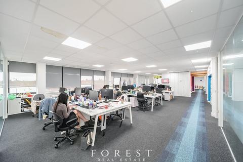 Office to rent, Winston House, 2 Dollis Park, Finchley Central, N3 1HF