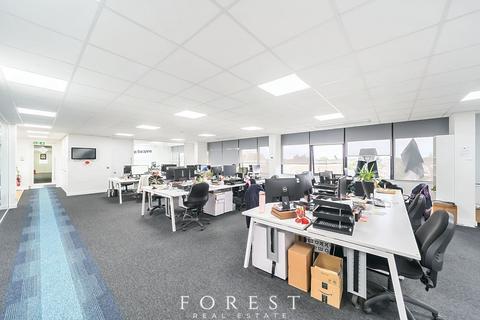 Office to rent, Winston House, 2 Dollis Park, Finchley Central, N3 1HF