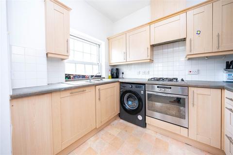 2 bedroom flat for sale, Marigold Way, Maidstone, Barming, ME16