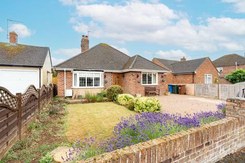 2 bedroom detached bungalow for sale, Brashfield Road, Bicester OX26