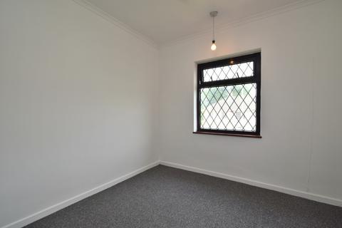 139 Aylestone Drive, Leicester, LE2 8SD