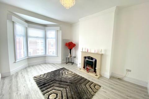 3 bedroom flat for sale, Addycombe Terrace, Newcastle upon Tyne NE6