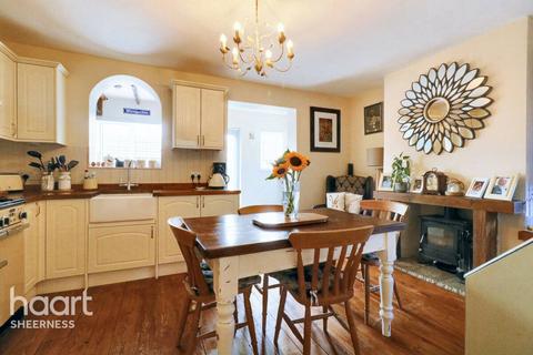 3 bedroom cottage for sale, Plough Road, Eastchurch