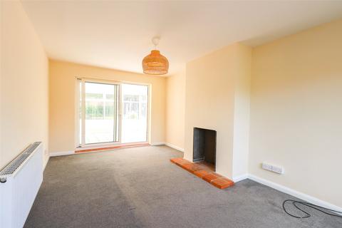 3 bedroom semi-detached house to rent, Greenaway, Rolleston, Newark, Nottinghamshire, NG23