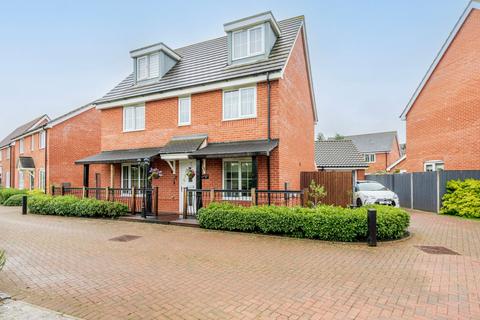 5 bedroom detached house for sale, Crabapple Road, Dereham