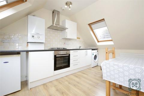 Studio to rent, Seven Sisters Road, Haringey, London, N15