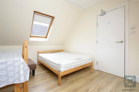 Studio to rent, Seven Sisters Road, Haringey, London, N15