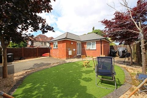 22 Beechey Road, Bournemouth, BH8 8LL
